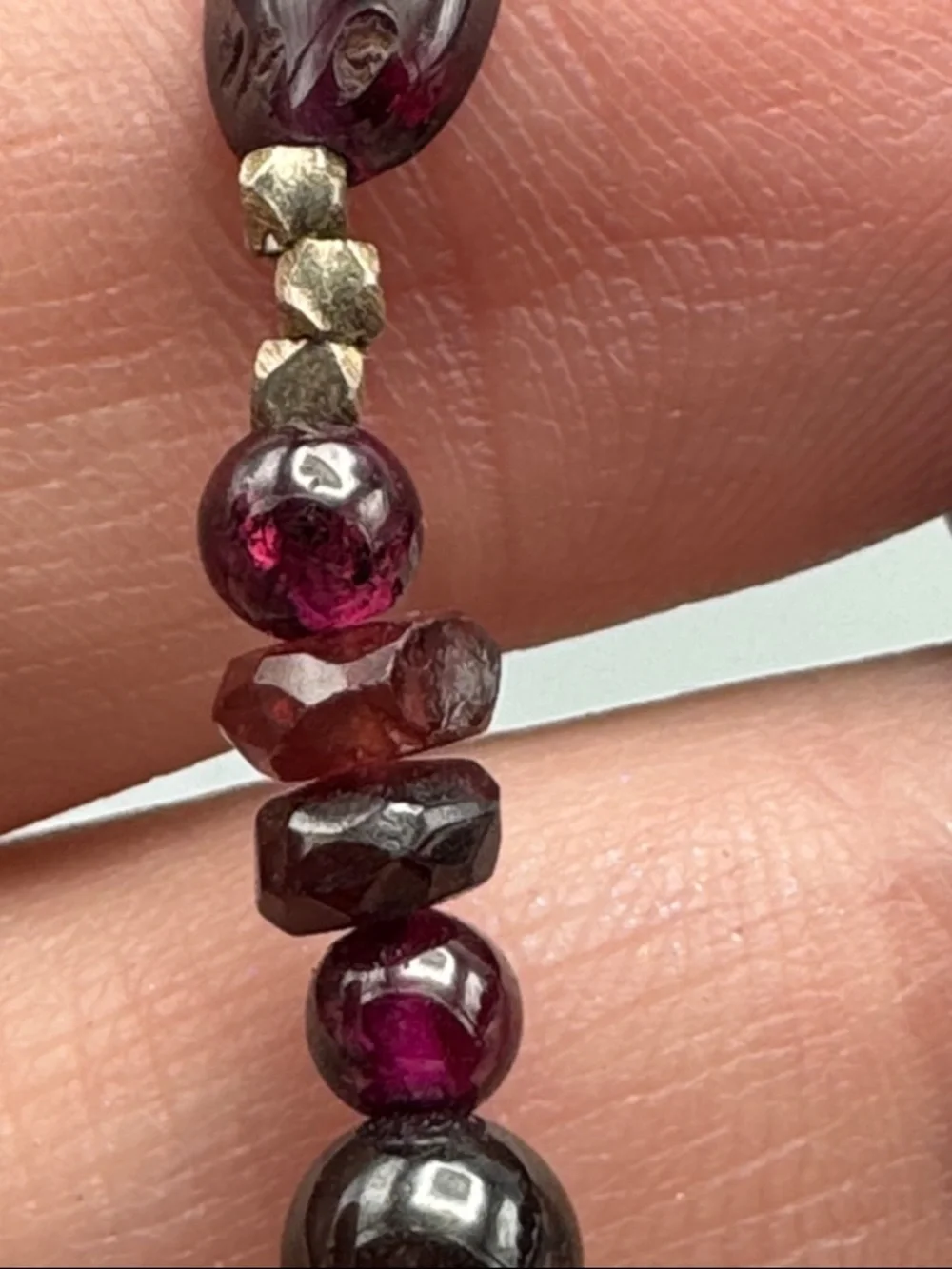 Garnet necklace - Picture 9 of 9